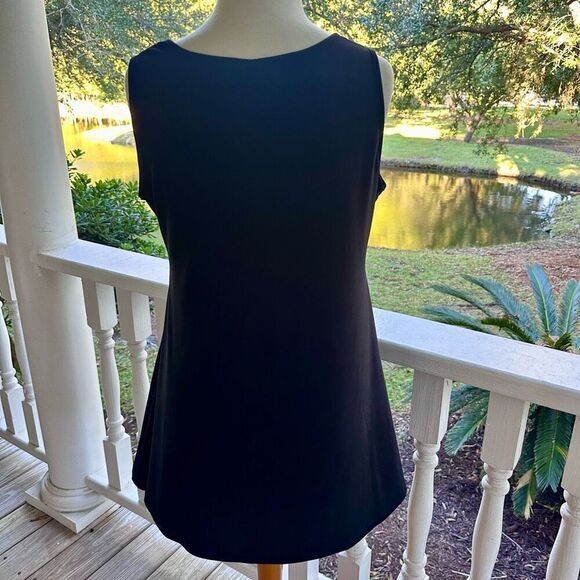 IC Collection Scoop Neck Sleeveless Layering Tank - Picture 3 of 5